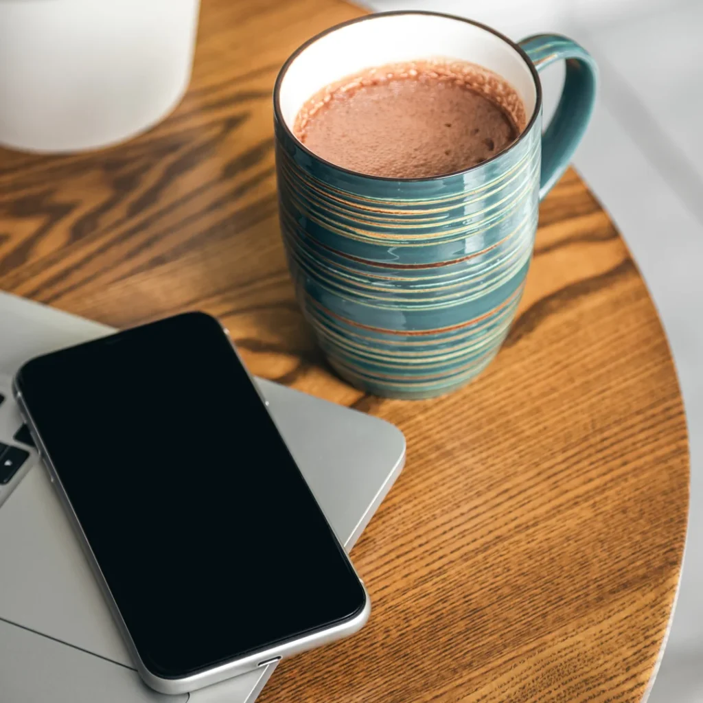 Digital detox: Disconnect to recharge after work.
Unplug after work, Recharge after work, Burnout prevention, Digital detox, Self-care after work
